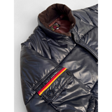 Arm pocket featuring racing stripe piping.